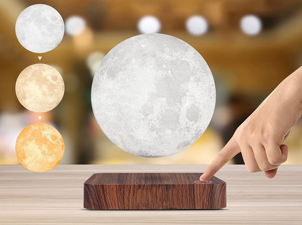 Levitating Moon Lamp – Magnetic Floating Night Light, Wireless Charging Base